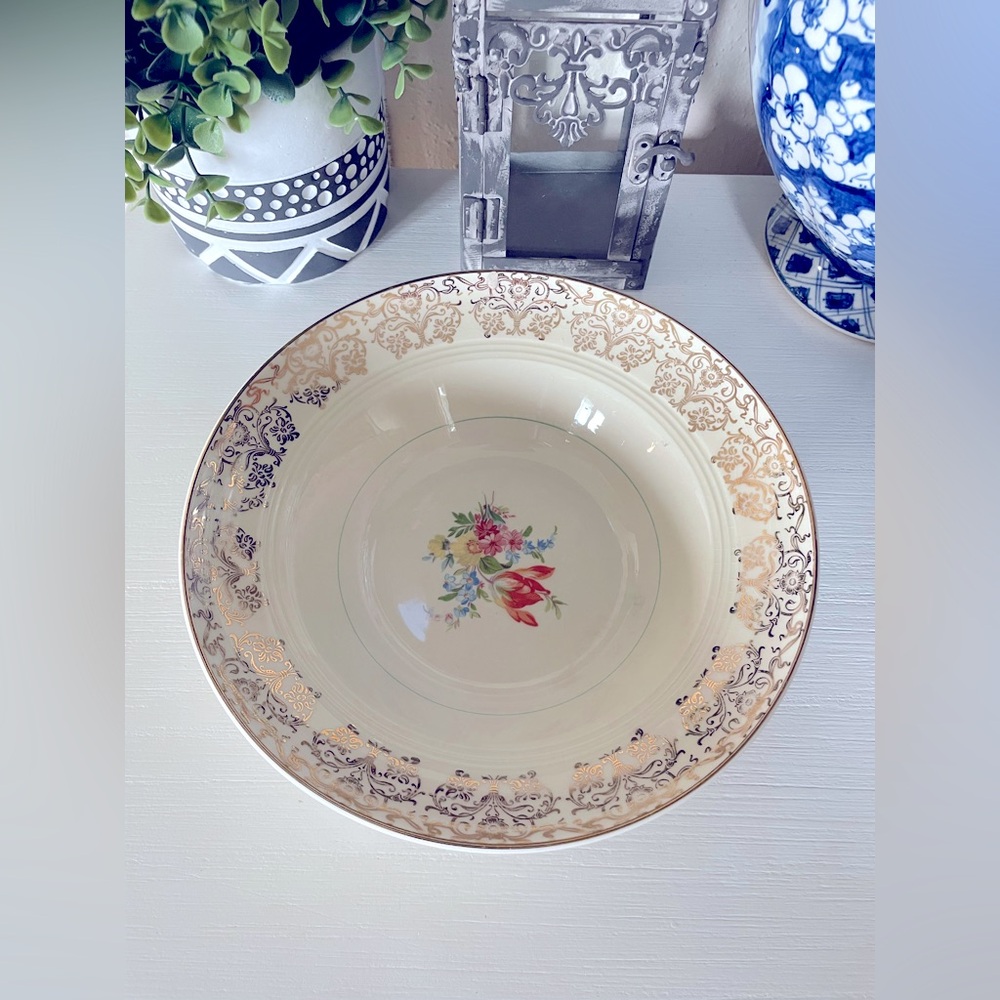 Vintage Antique Salem Symphony USA 23 kt Gold Trimmed Salad Serving Bowl